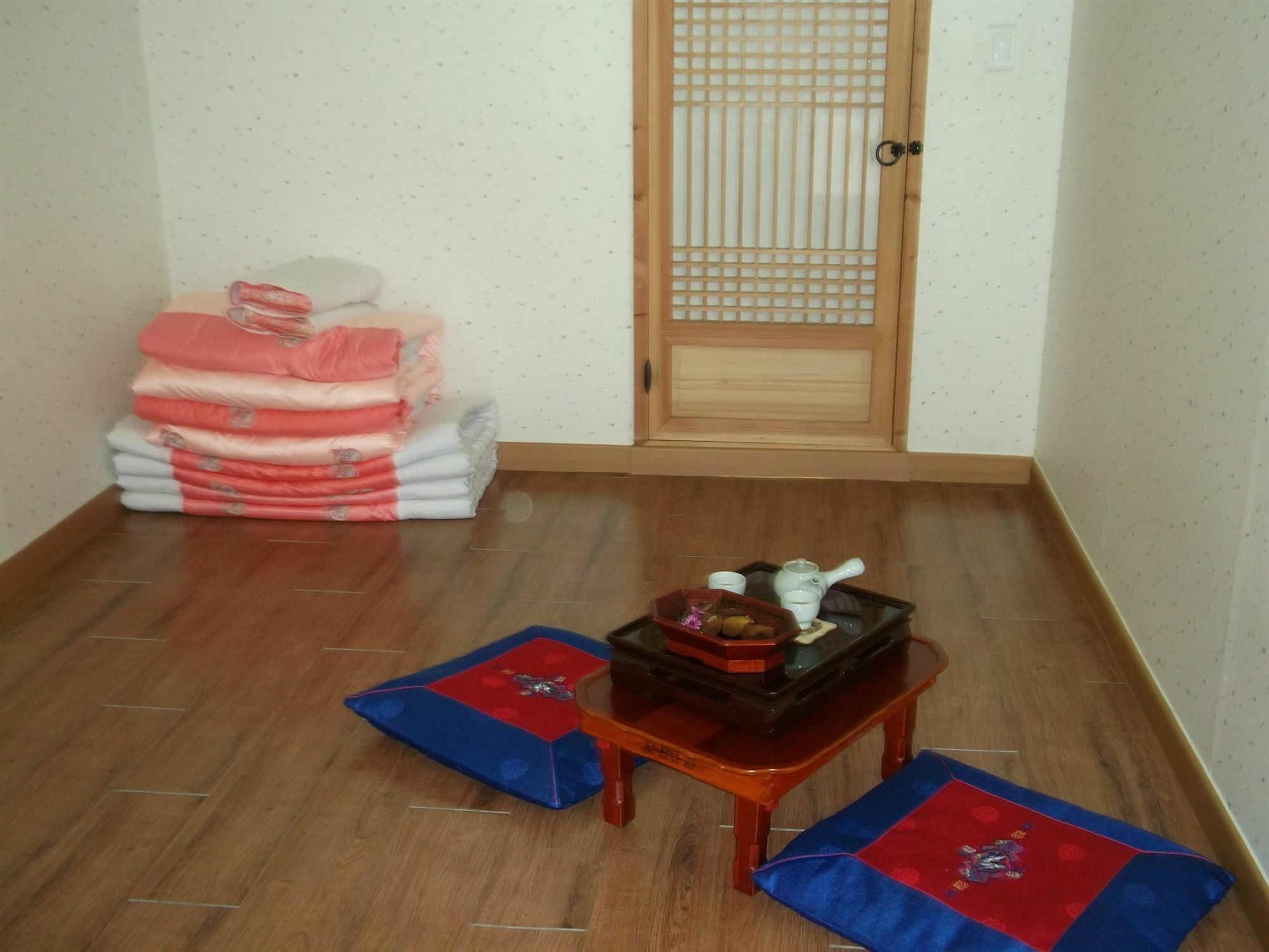 Dukmanjae Hotell Jeonju Eksteriør bilde
