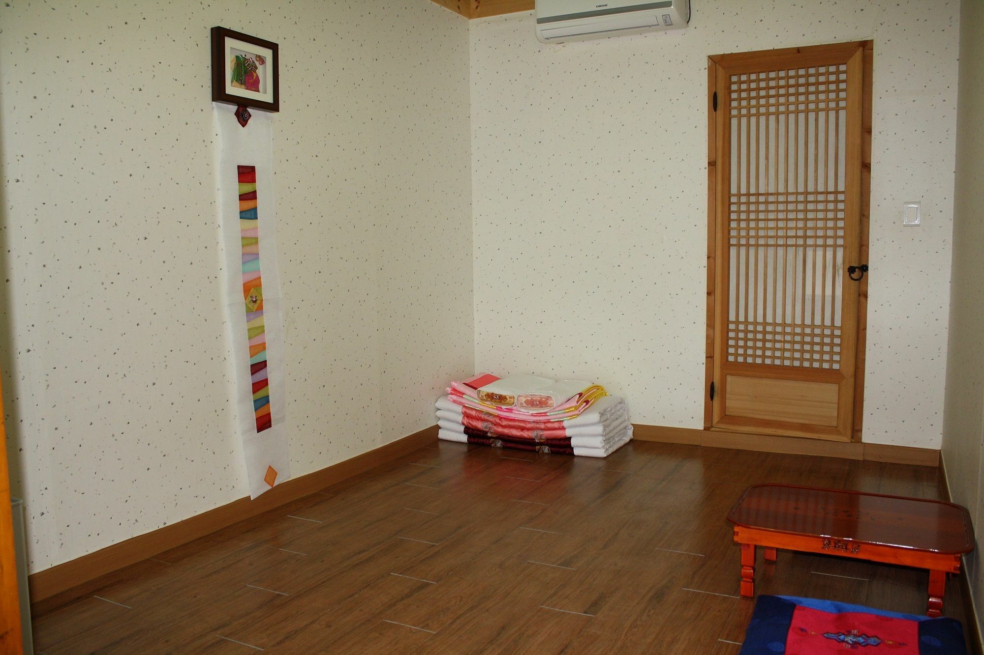 Dukmanjae Hotell Jeonju Eksteriør bilde